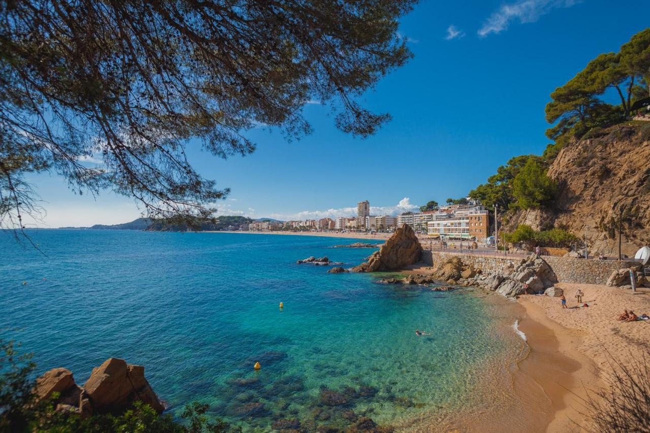 Apartment Sant Lluis Center, 2 Min Walk From The Sea *